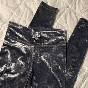 Aerie Chill Play Move gray crushed velvet full length leggings